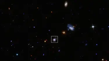 Görelilik teorisini doğrulayan karadelik