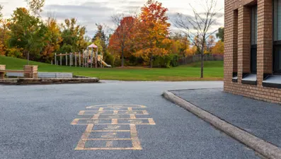 8 yaşındaki öğrenci hayatını kaybetti, okul geçici olarak kapatıldı