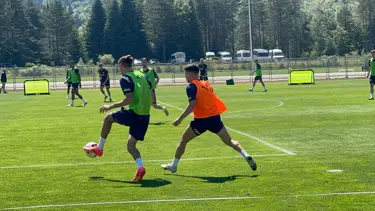 Fenerbahçe, taraftara açık antrenmanla hazırlıklarını sürdürdü