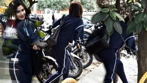 Objektiflerden kaçmaya çalışan Nesrin Cavadzade'nin zor anları Objektiflerden kaçmaya çalışan Nesrin Cavadzade'nin zor anları