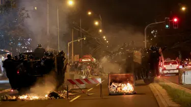 Belgrad sokakları yine karıştı