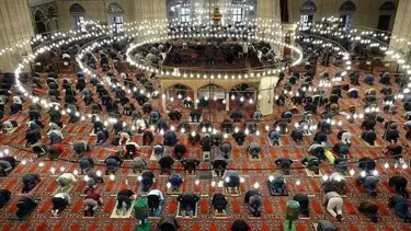 Bayram namazı evde tek kılınır mı? (Diyanet'ten bayram namazı açıklaması)