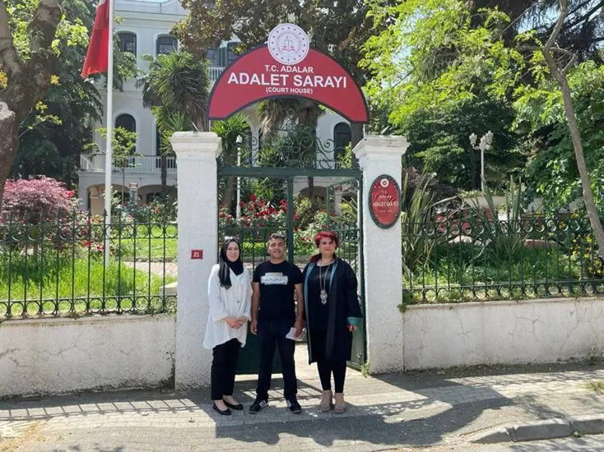 “KULAĞIMI ISIRIP, KOPARDI” 4