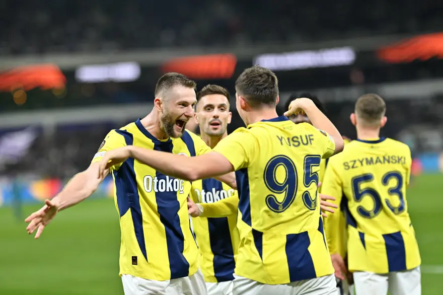 Fenerbahçe Belçika'da turladı: Son 16 biletini kaptı 5