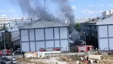 Başakşehir'de sanayi sitesinde yangın