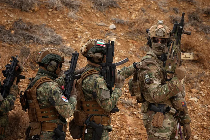NATO'dan Rusya'ya gövde gösterisi: "İttifak topraklarının her karışı korunacak" 3