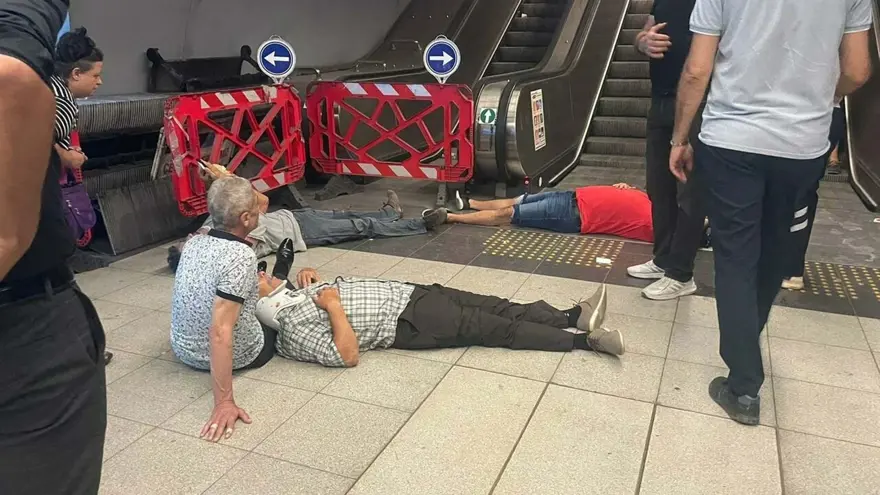 İzmir metrosunda Üçyol istasyonunda yürüyen merdivenkazası: 11 yaralı 1 İzmir metrosunda Üçyol istasyonunda yürüyen merdivenkazası: 11 yaralı 1