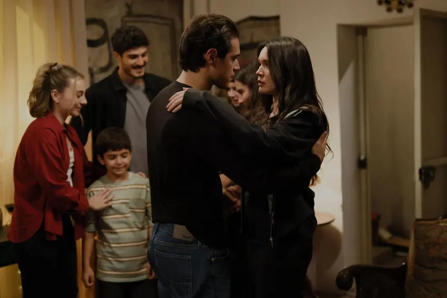 Cannes'da Star TV rüzgarı! "Biz gidiyoruz" 1 Cannes'da Star TV rüzgarı! "Biz gidiyoruz" 1