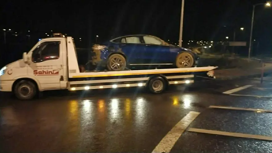 Tolgahan Sayışman trafik kazası geçirdi 5