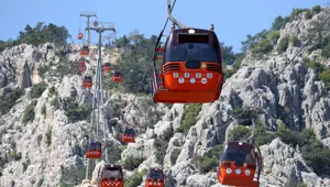 Mahsur kalanları helikopterler kurtarmıştı: Antalya'daki teleferik faciasında tutuklu 5 sanığa tahliye