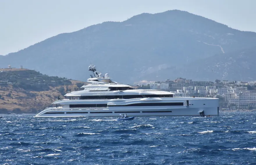 Bodrum mega yatları ağırlıyor 5