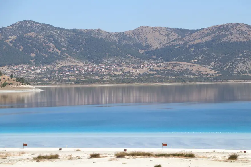 Salda Gölü'nün Beyaz Adalar kısmı ziyarete kapatıldı 13