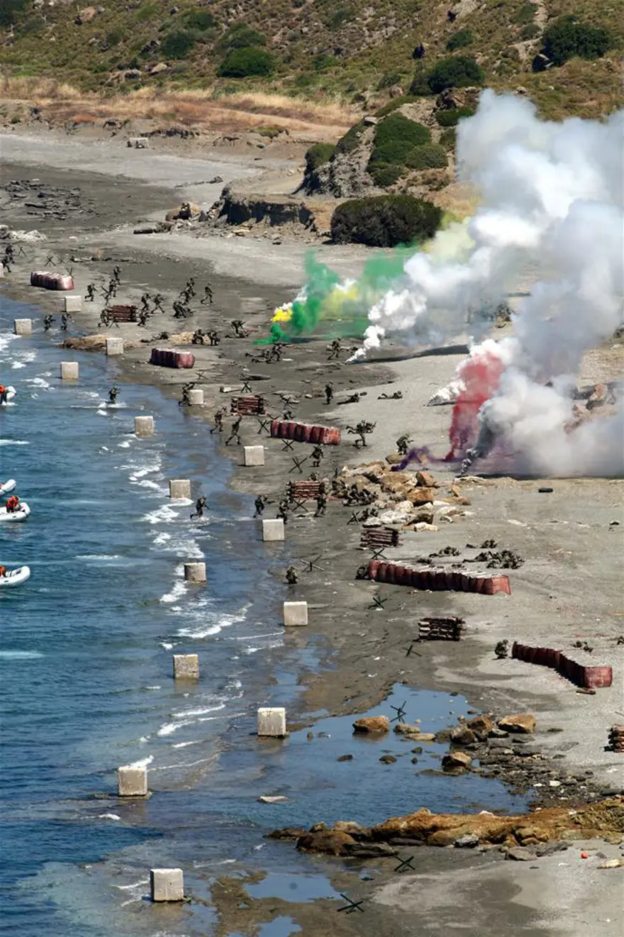 Ege’de görkemli tatbikat 24 Ege’de görkemli tatbikat 24