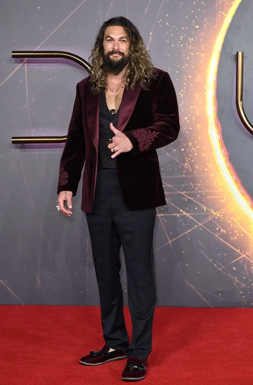 Jason Momoa motorsiklet sürücüsüyle kafa kafaya çarpıştı 