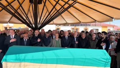 Kılıçdaroğlu, kuzeninin cenaze törenine katıldı