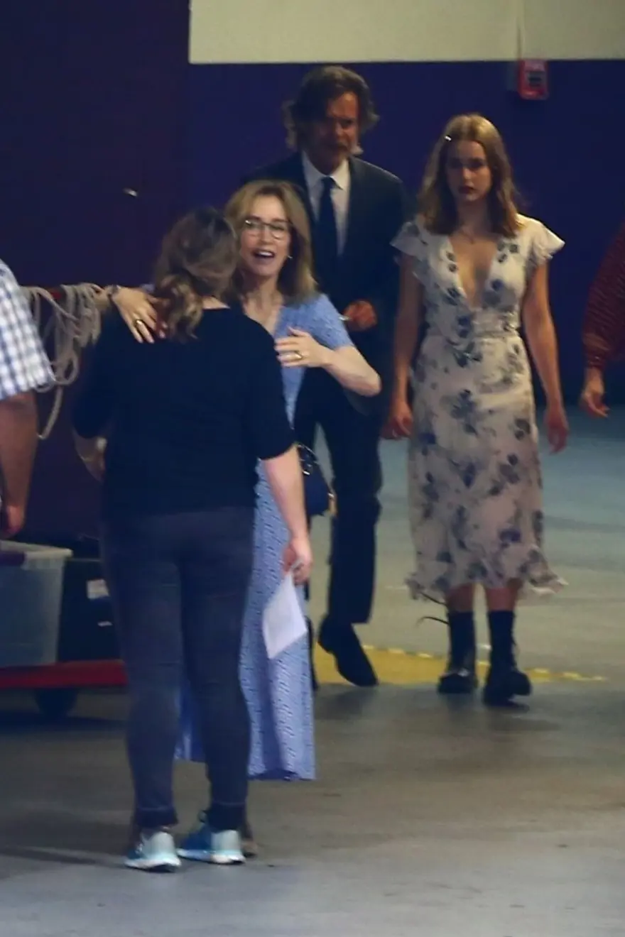 Okul için rüşvet verme suçlamasıyla yargılanan Felicity Huffman kızının mezuniyet töreninde 1