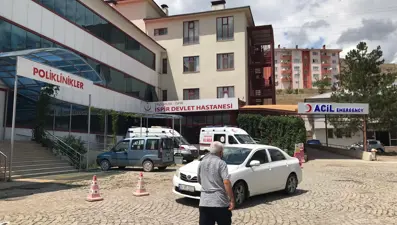 Radyonun sesini açmak isterken canından oldu