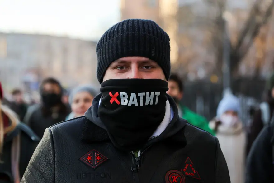 Rusya'da savaş karşıtı protestolarda 3 bin aşkın kişi gözaltına alındı 4