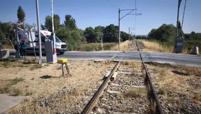 Yük treninin çarptığı Sultan ölümden döndü