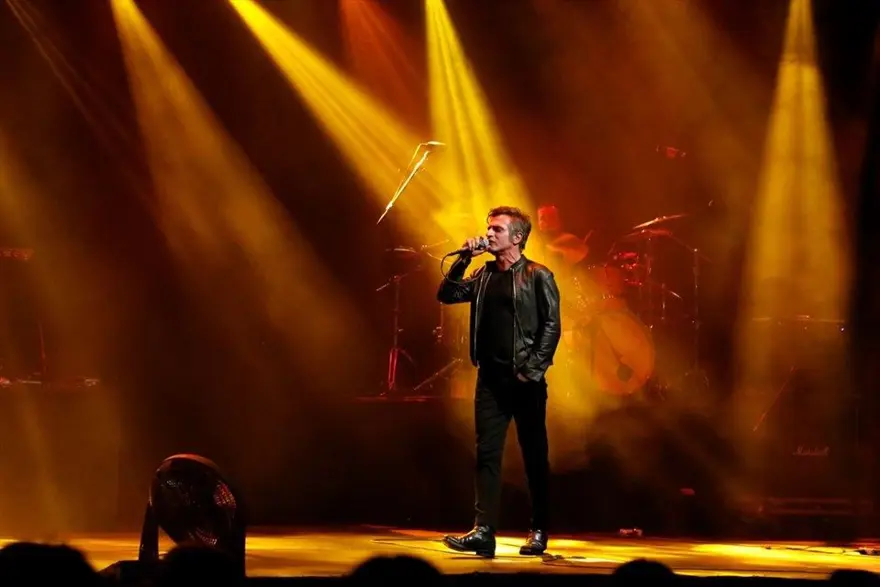 Teoman: Aklım beş karış havadaydı 1 Teoman: Aklım beş karış havadaydı 1