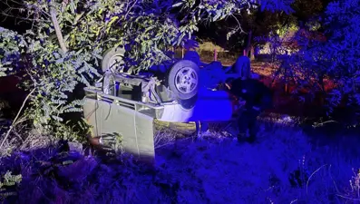 Polisten kaçan araç şarampole uçtu: 2 yaralı