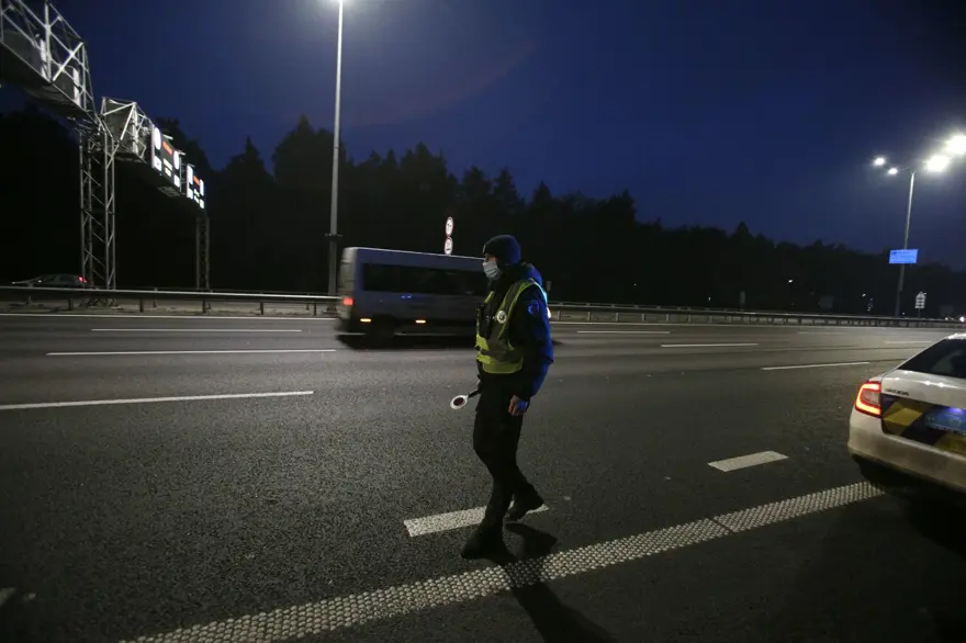 Kiev'de yaşayanlar şehri terk ediyor 21