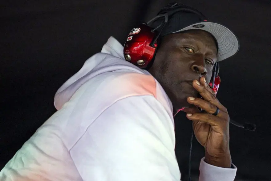 379. MICHAEL JORDAN 15