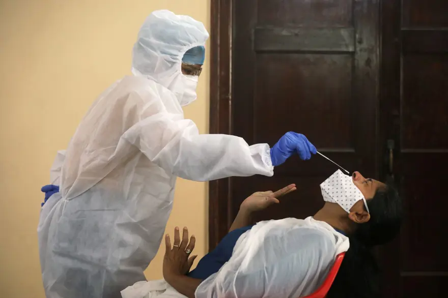 Corona virüste son durum: Can kaybı 925 bin 81'e yükseldi 