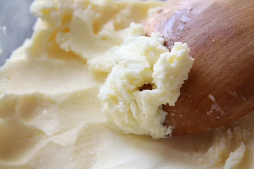 Hakiki tereyağı beyaz mı olur sarı mı? Meğer yıllardır yanlış biliyormuşuz 2