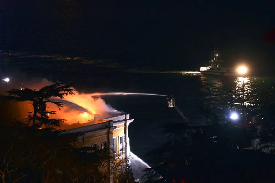 Galatasaray Üniversitesi'nde yangın 25