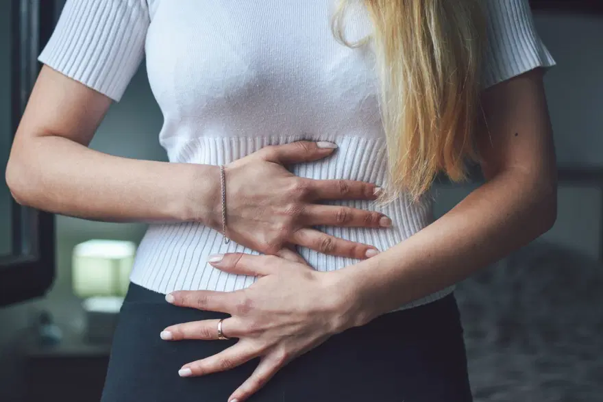 Bu belirtiyi 3 ay yaşadı ama umursamadı: Meğer bağırsak kanseriymiş 