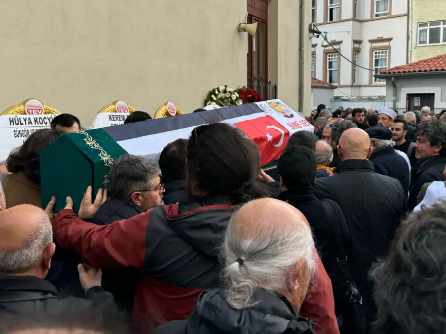 Yönetmen Şerif Gören son yolculuğuna uğurlandı 16