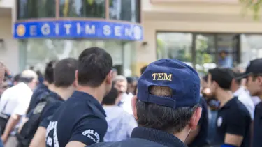 Diyarbakır'da operasyon: Belediye başkanları gözaltında