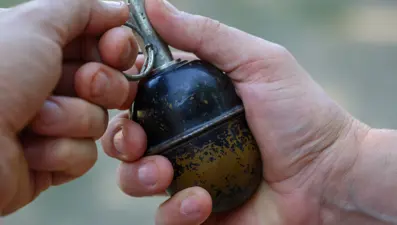 Yapaz zeka yardımıyla bomba yaptı, patlatacağı sırada yakalandı