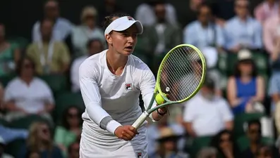 Wimbledon'ın tek kadınlar finalinde Çek Barbora Krejcikova, şampiyon oldu