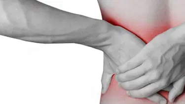 Bacağa vuran fıtık ağrısı nasıl geçer ve neden olur? Bacağa vuran fıtık ağrısına ne iyi gelir?