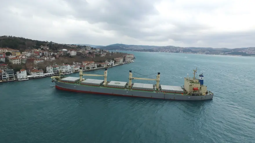 Karaya oturan gemi bugün de kurtarılamadı Karaya oturan gemi bugün de kurtarılamadı