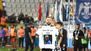 Kaptan Yumlu, eski takım arkadaşı Bamba'yı unutmadı
