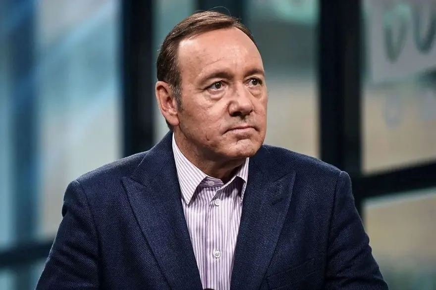 Kevin Spacey'e tazminat cezası 3