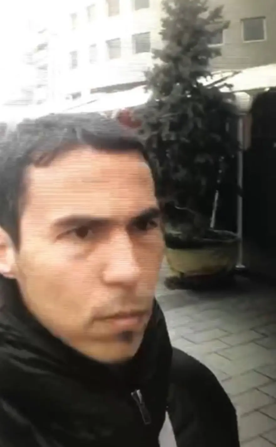 "İRAN ÜZERİNDEN GELDİM" 3