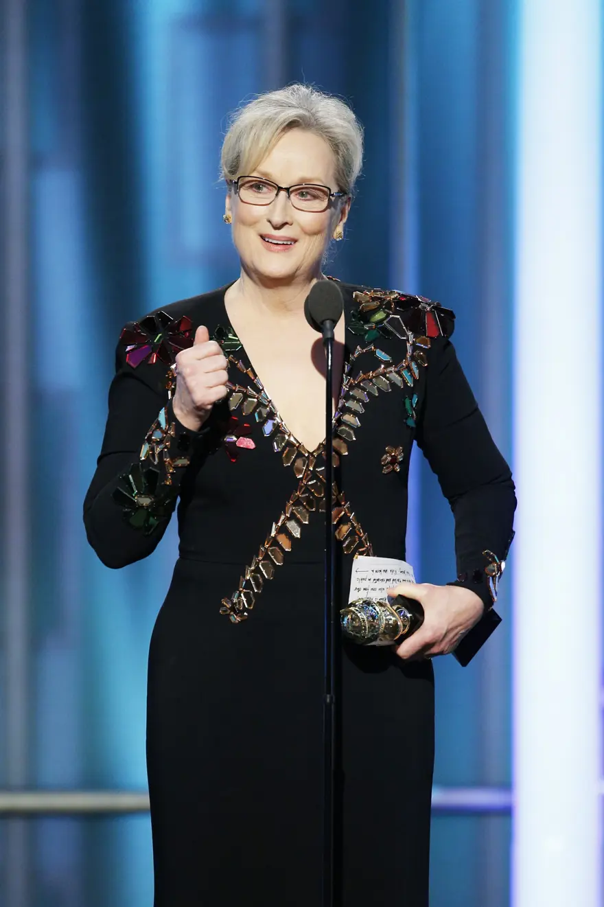 74. Altın Küre Ödül Töreni’nde Donald Trump göndermesi 1