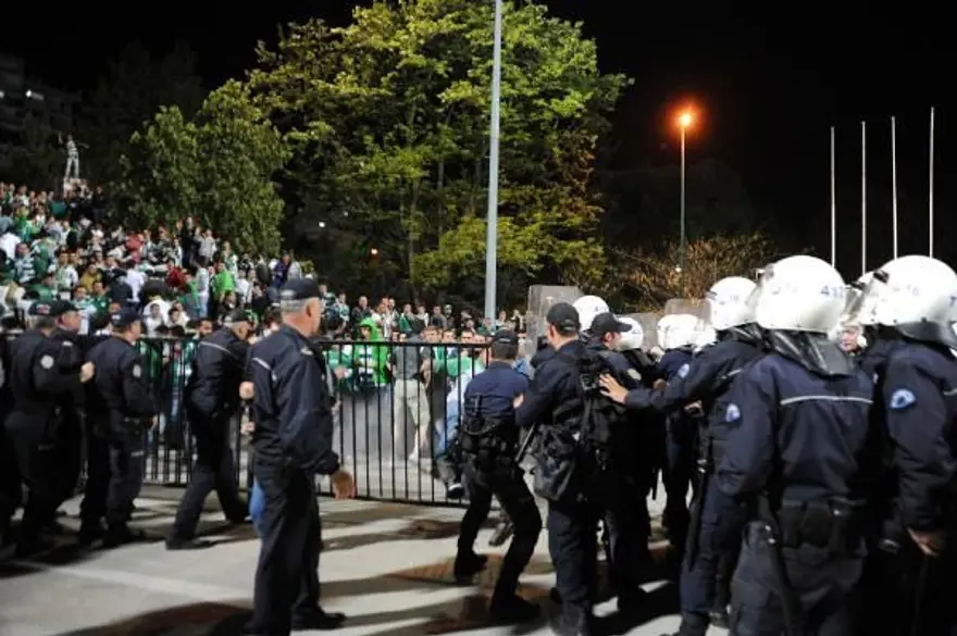 Bursa'da maç sonrası olaylar 1 Bursa'da maç sonrası olaylar 1