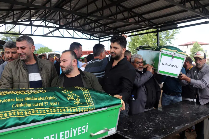 Gaziantep'teki katliam gibi kazada ölenlere veda 10