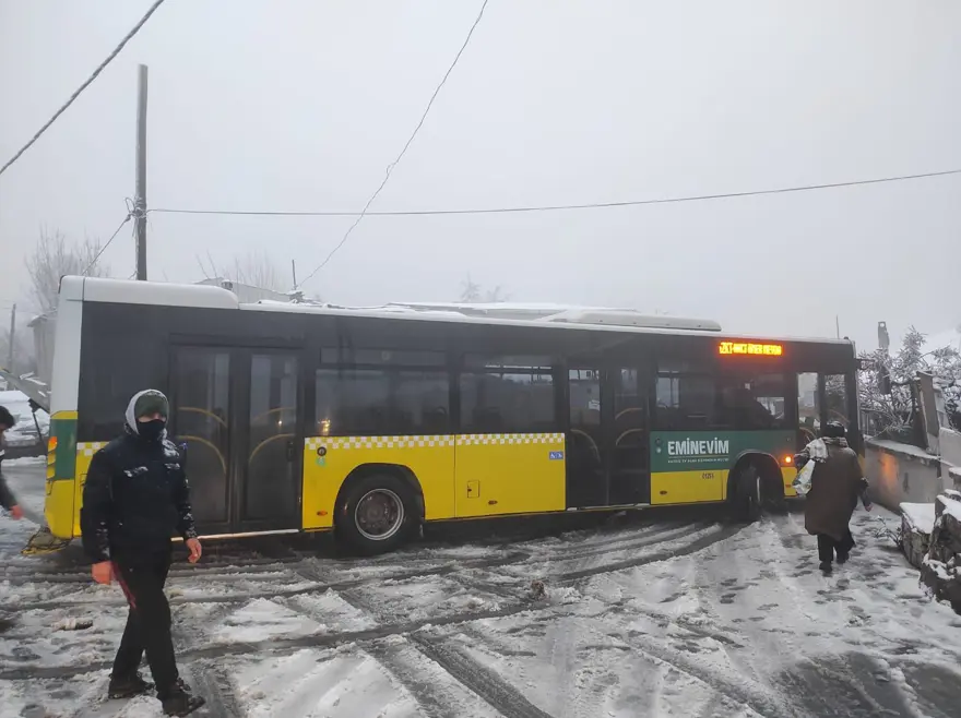 İstanbul'da kar başladı: İşte ilk fotoğraflar 11