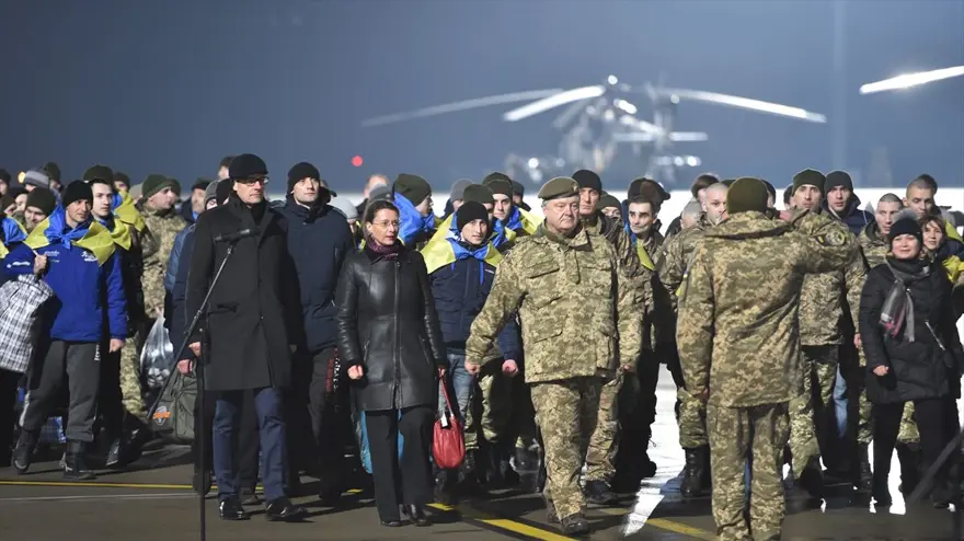Ukrayna'nın doğusunda esir değişimi 13 Ukrayna'nın doğusunda esir değişimi 13