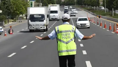 İstanbul'da pazar günü bu yollar trafiğe kapatılacak