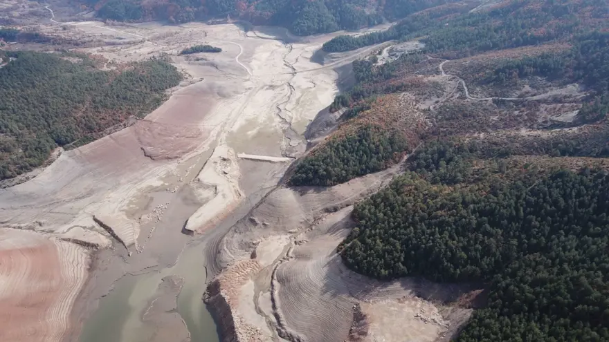 Bursalılara kötü haber: Barajlar kurudu, 40 günlük su kaldı 6