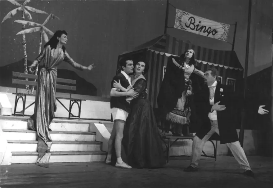 Yıldız Kenter'in Devlet Tiyatrosu yılları fotoğraf karelerinde 2 Yıldız Kenter'in Devlet Tiyatrosu yılları fotoğraf karelerinde 2