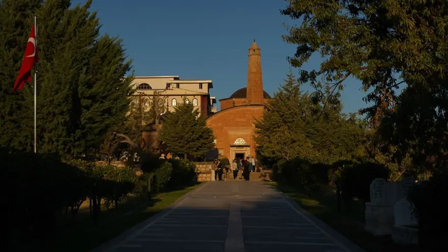 IŞIK HADİSESİ'NE KATILAN İSİMLER 1