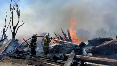 Amasya'da kereste deposunda yangın